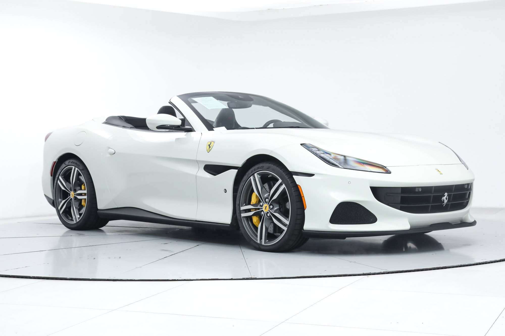 Certified 2023 Ferrari Portofino M RWD image 12