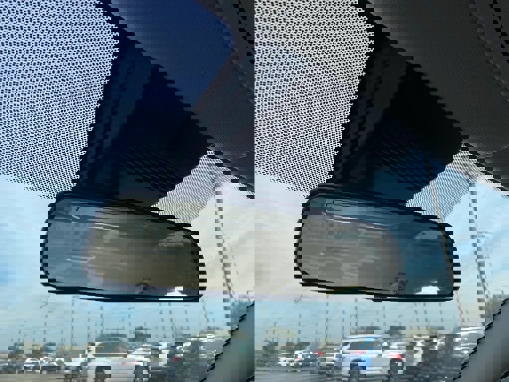 Used 2025 Nissan Altima 2.5 SV image 26