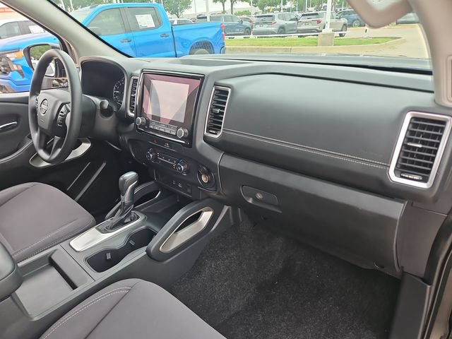 Used 2022 Nissan Frontier SV RWD image 26