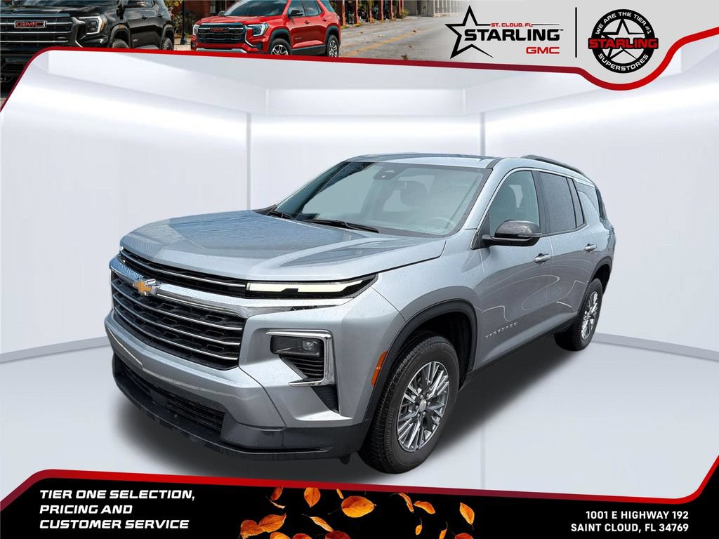 Used 2025 Chevrolet Traverse LT FWD image 1