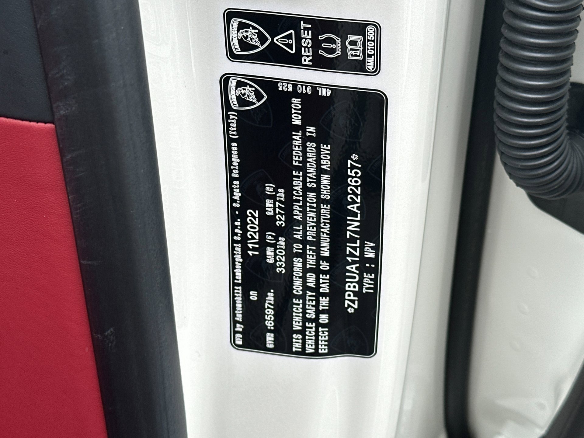 Used 2022 Lamborghini Urus image 34