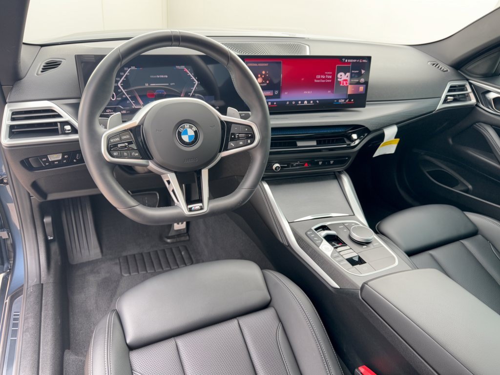 Used 2026 BMW 430i Coupe w/ M Sport Package RWD image 17