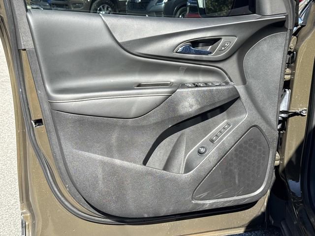 Used 2023 Chevrolet Equinox Premier FWD image 27