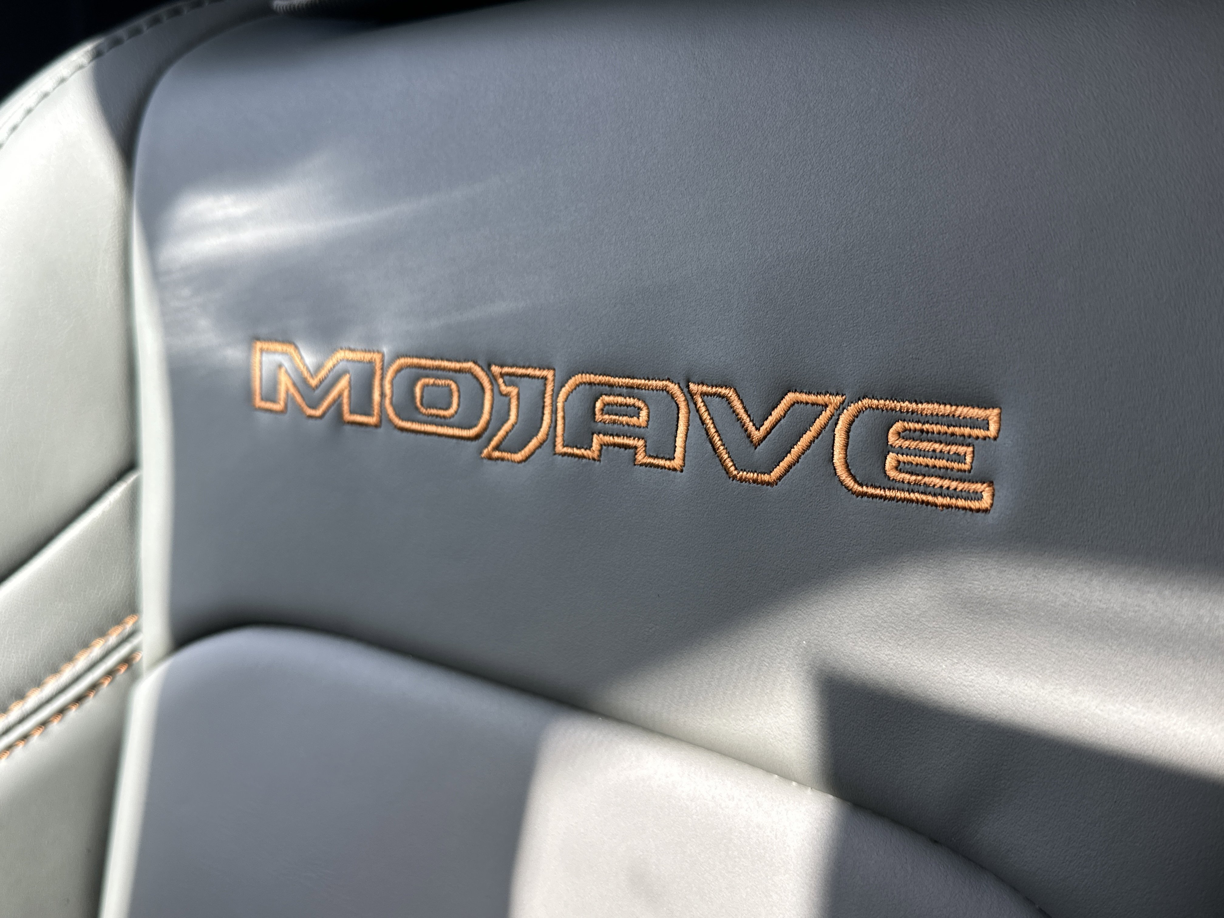 New 2026 Jeep Gladiator Mojave image 4