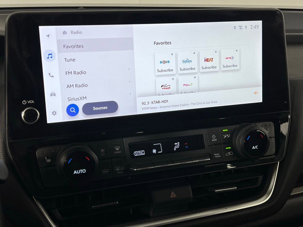 Used 2025 Toyota Grand Highlander AWD image 16