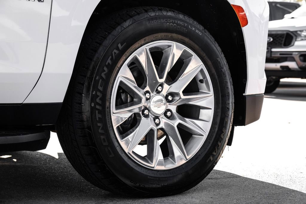 Used 2022 Chevrolet Suburban Premier image 62