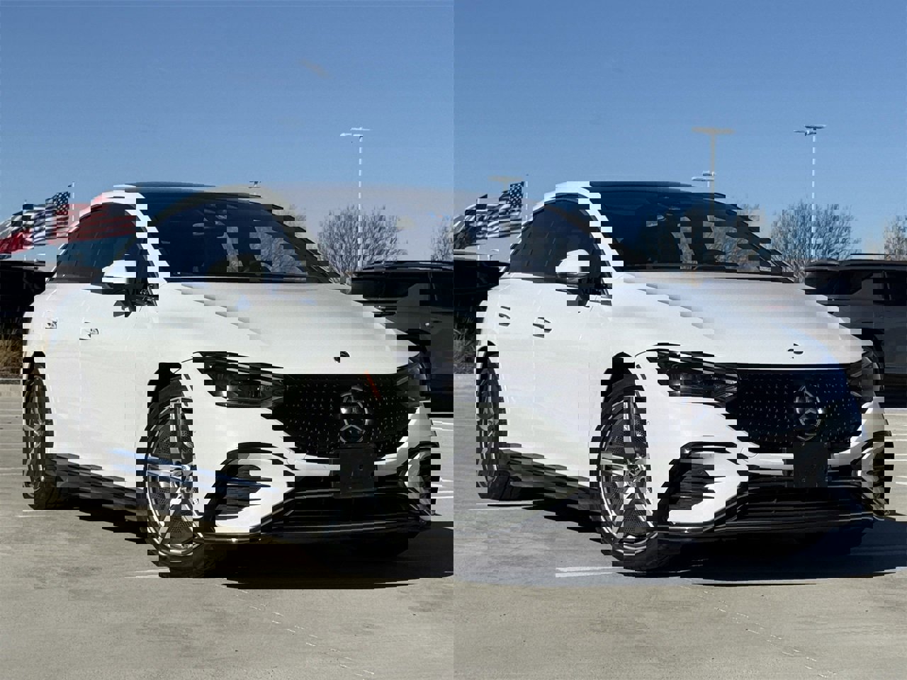 Used 2023 Mercedes-Benz EQE 500 4MATIC Sedan image 2