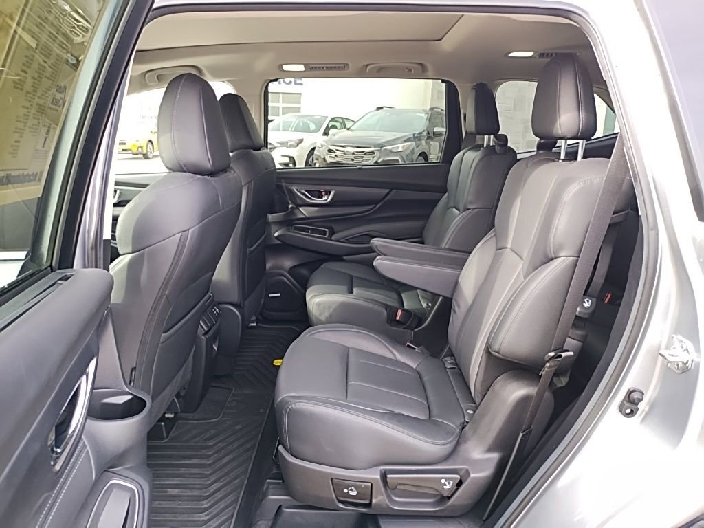 Used 2025 Subaru Ascent Limited image 47