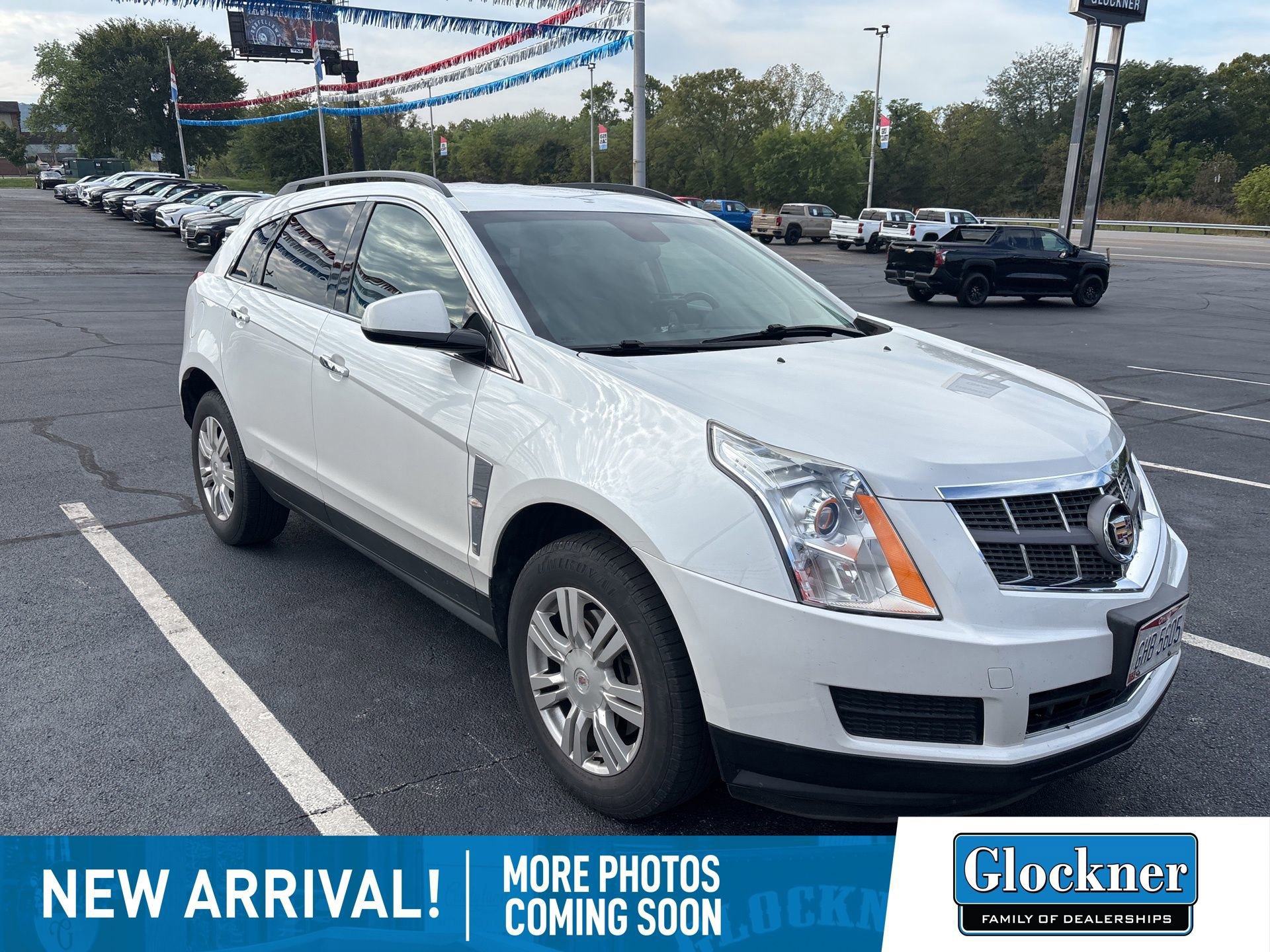 Used 2012 Cadillac SRX FWD image 1