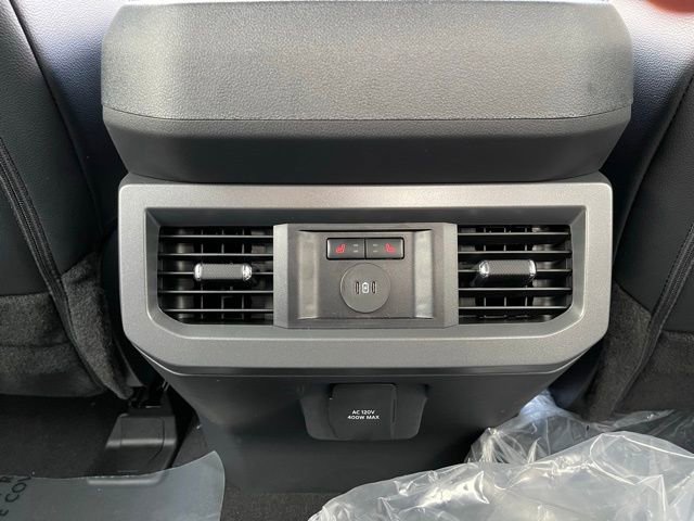 New 2026 Ford F250 Lariat w/ Lariat Premium Package AWD/4WD image 22