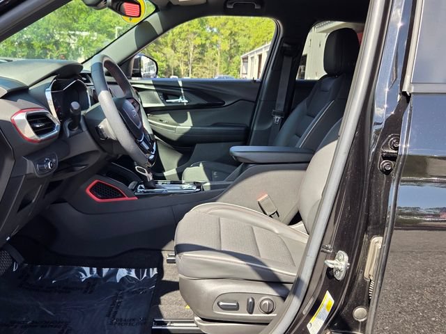 Used 2023 Chevrolet TrailBlazer RS w/ Convenience Package AWD/4WD image 10