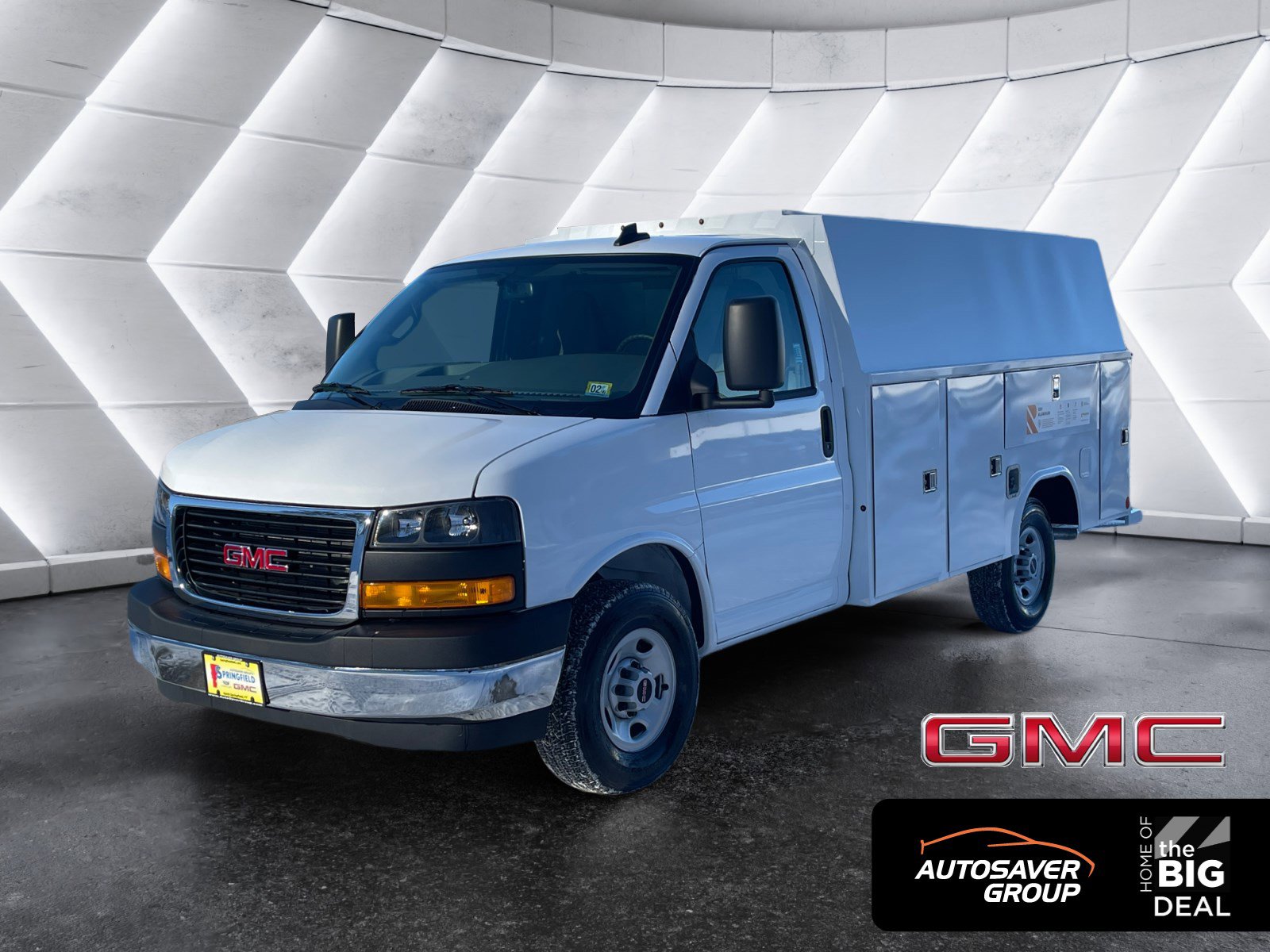 New 2026 GMC Savana 3500 w/ Power Convenience Package RWD image 1