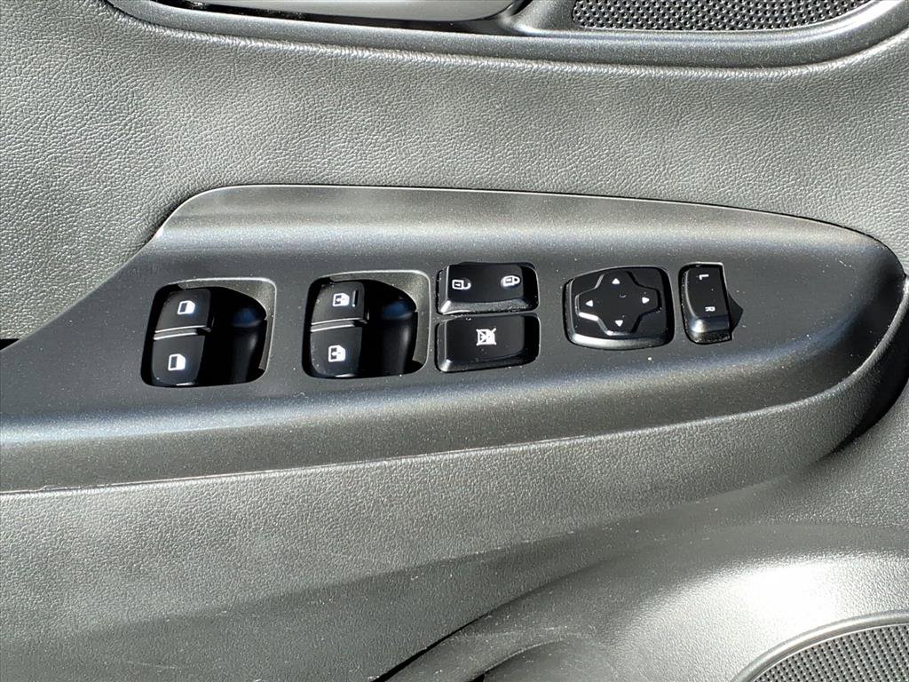 Used 2021 Hyundai Kona Ultimate image 19