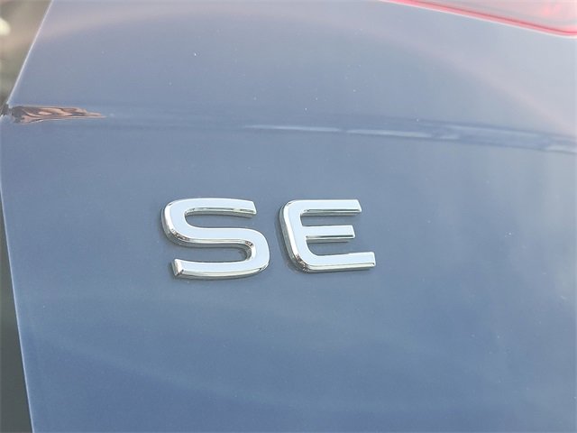 Used 2022 Volkswagen Tiguan SE w/ Panoramic Sunroof Package image 30