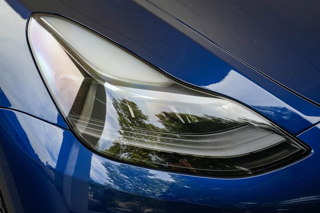 Used 2023 Tesla Model Y Long Range image 8