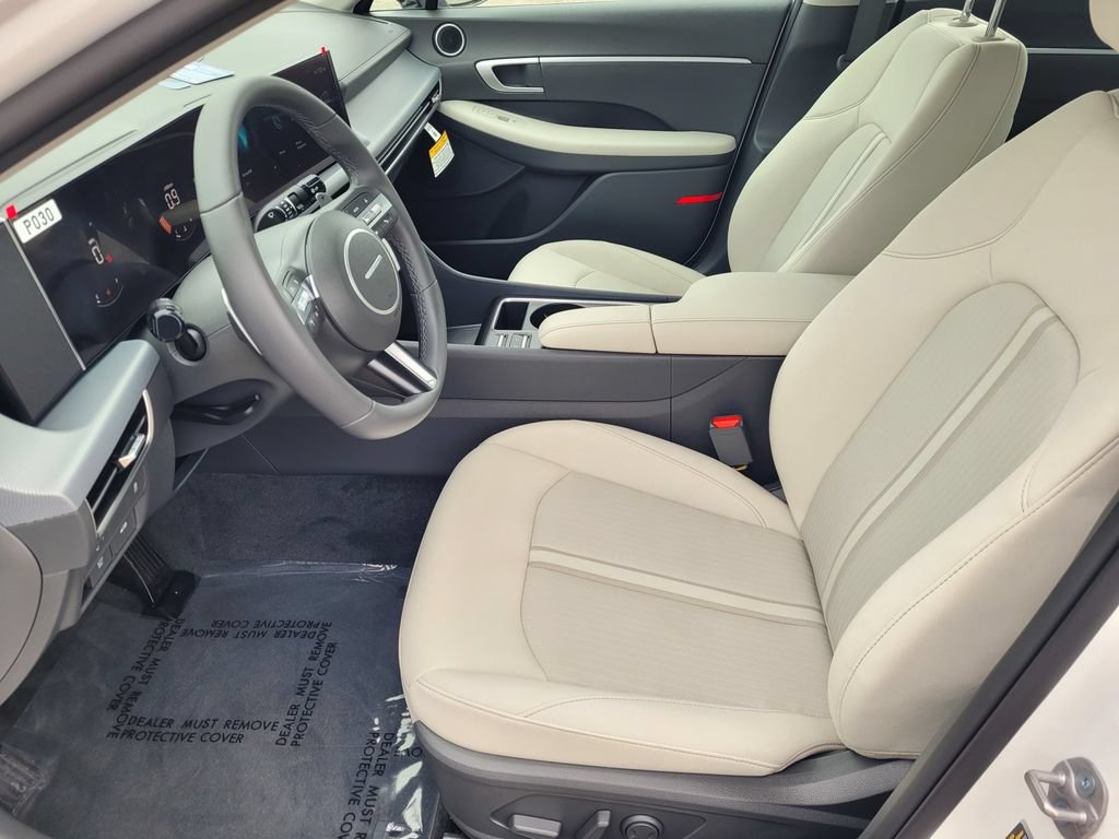 New 2026 Hyundai Sonata SEL FWD image 8