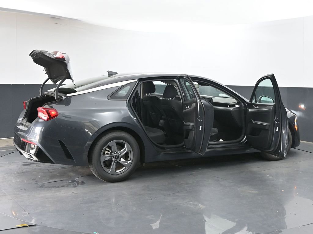 Used 2023 Kia K5 LXS image 37