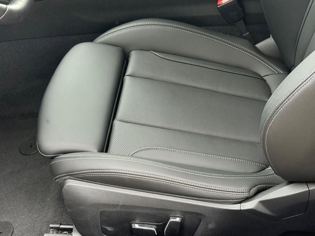 Used 2025 BMW 230i xDrive Coupe w/ M Sport Package AWD/4WD image 25