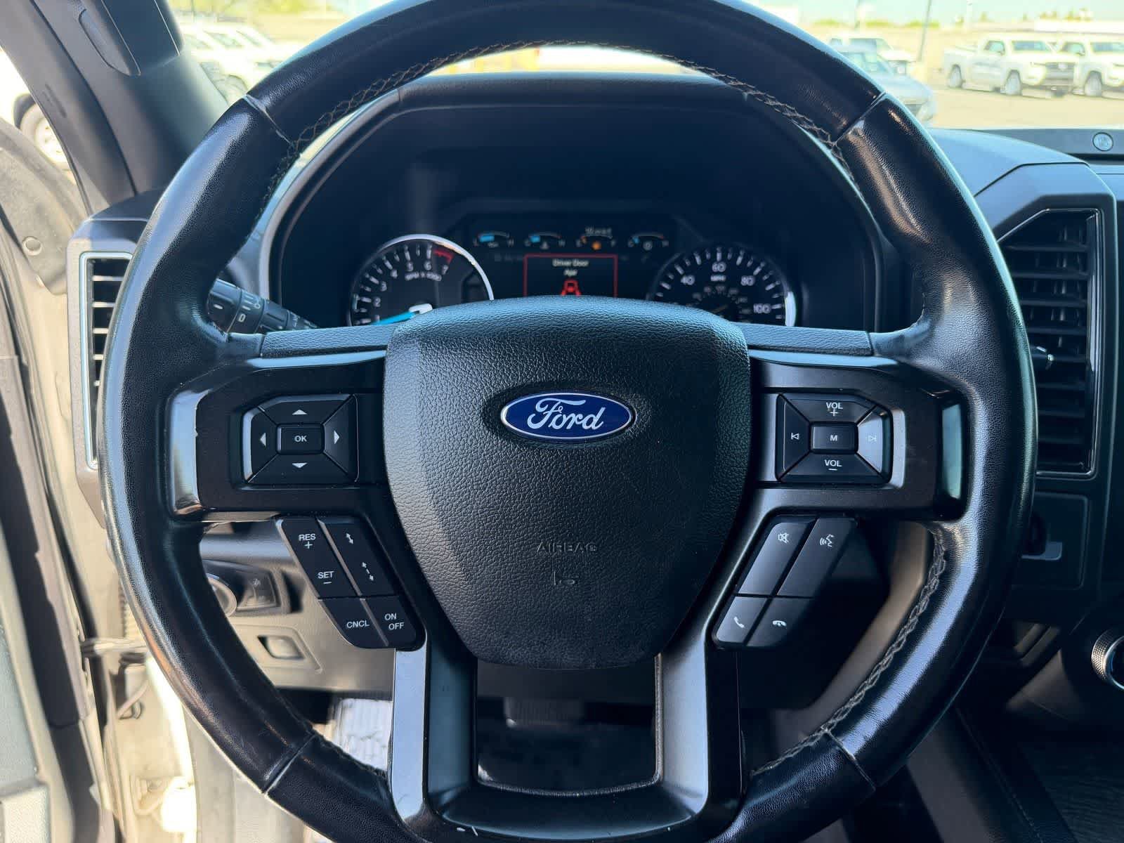 Used 2018 Ford Expedition Limited w/ Equipment Group 302A AWD/4WD image 19