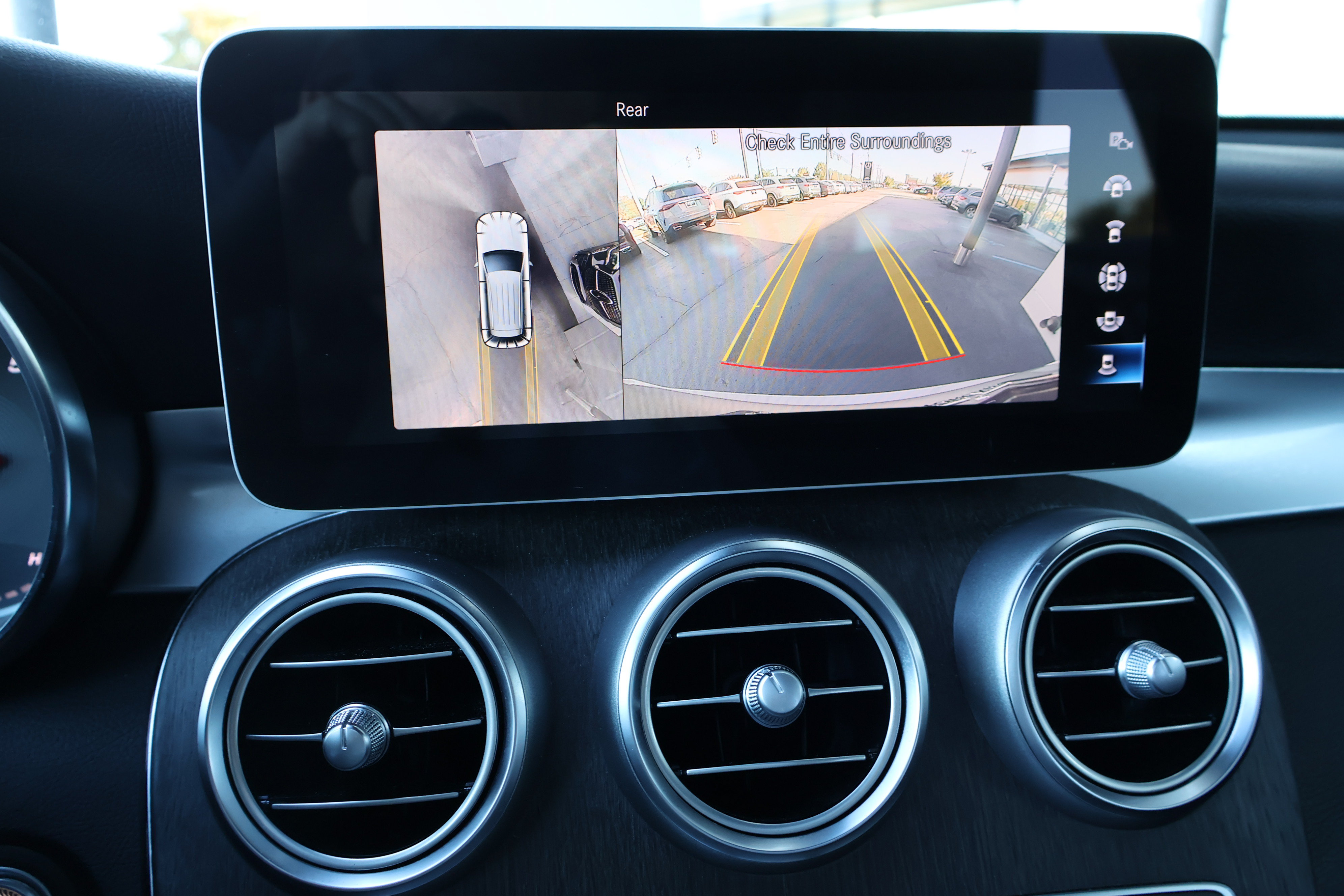 Used 2020 Mercedes-Benz GLC 300 image 36