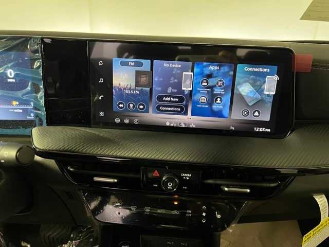 New 2026 Nissan Kicks SR w/ SR Premium Package image 9