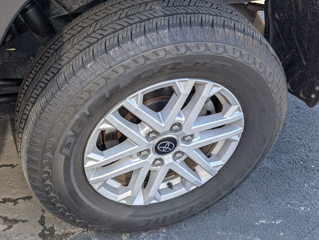 Used 2024 Toyota Tundra SR5 w/ SR5 Convenience Package AWD/4WD image 19