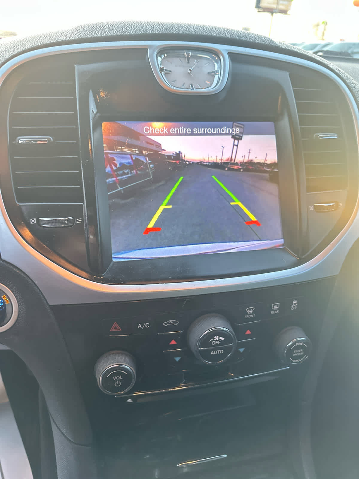 Used 2011 Chrysler 300 Limited image 14