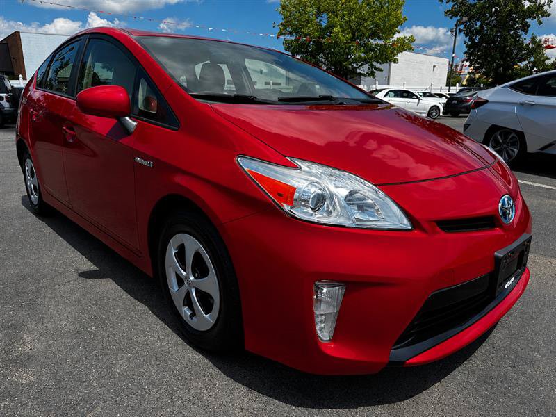 Used 2012 Toyota Prius Three FWD image 2