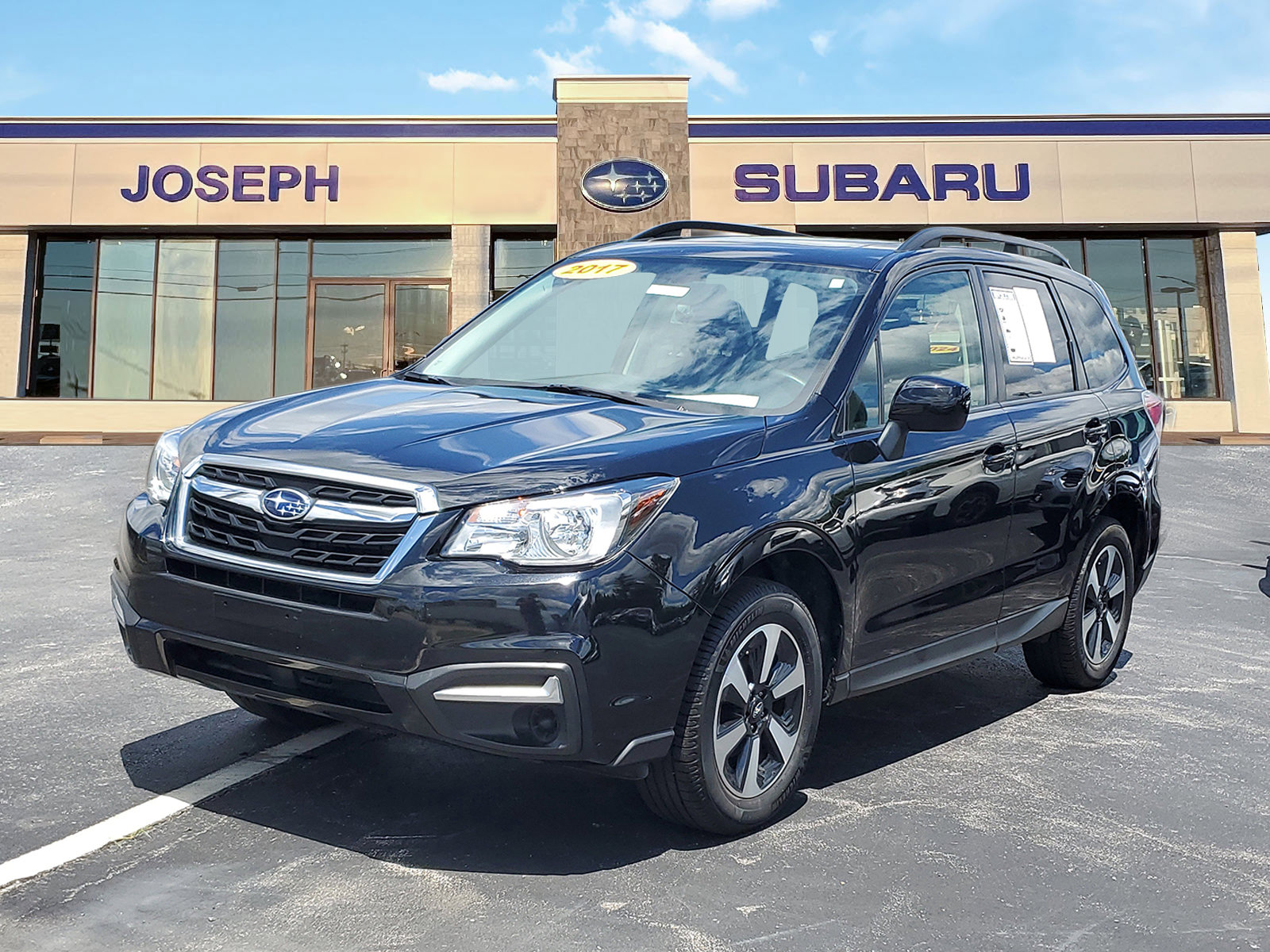 Used 2017 Subaru Forester 2.5i Premium w/ All-Weather Package AWD/4WD video 1