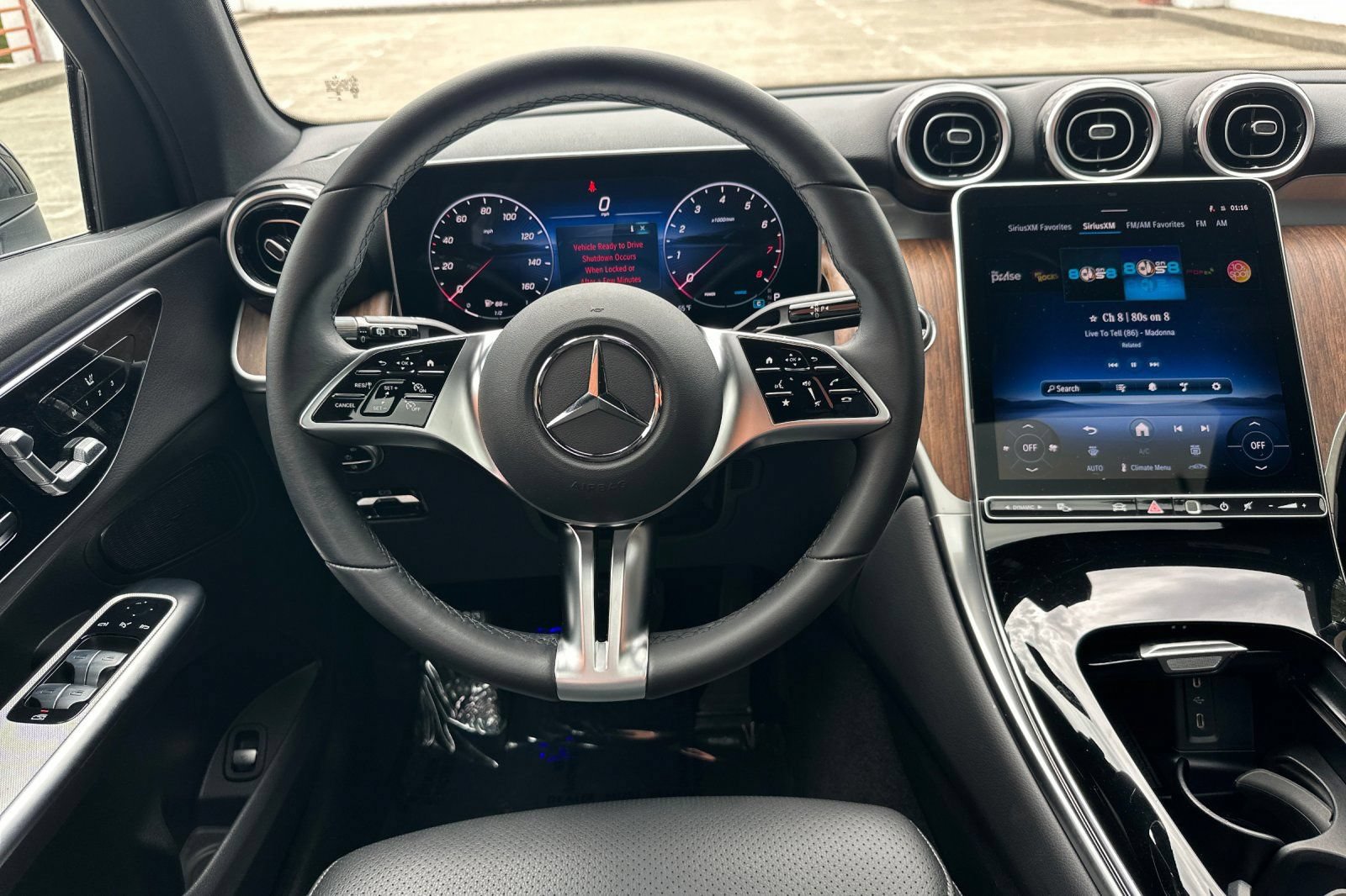 Certified 2026 Mercedes-Benz GLC 300 4MATIC image 18