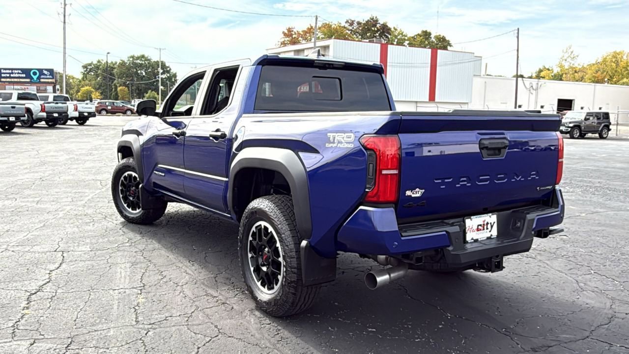 New 2025 Toyota Tacoma TRD Off-Road image 5
