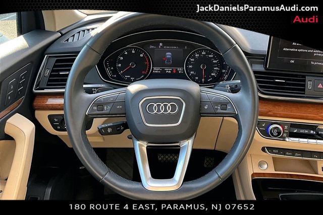 Certified 2023 Audi Q5 2.0T Premium w/ Convenience Package AWD/4WD image 5