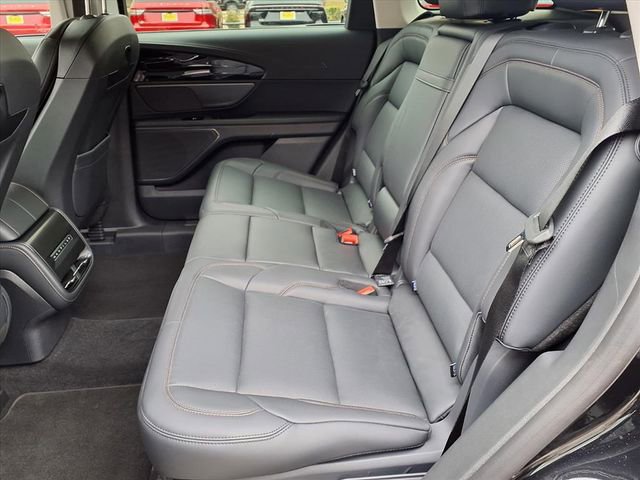 New 2026 Lincoln Nautilus Premier image 9