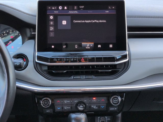 Certified 2022 Jeep Compass Limited AWD/4WD image 17
