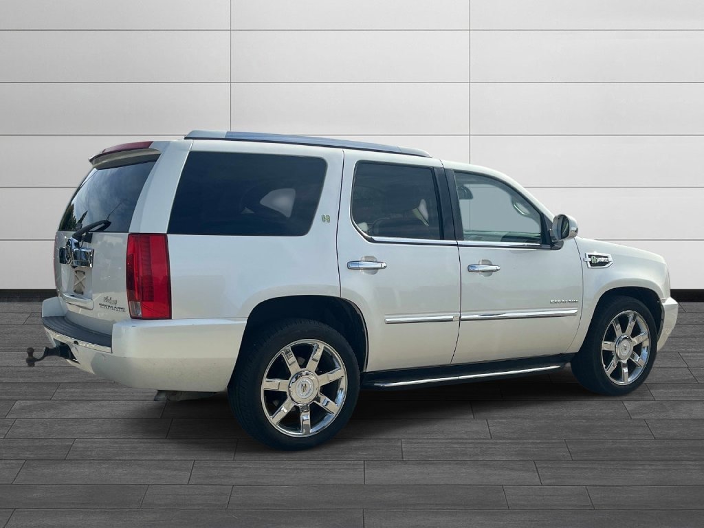 Used 2012 Cadillac Escalade 4WD Hybrid image 4