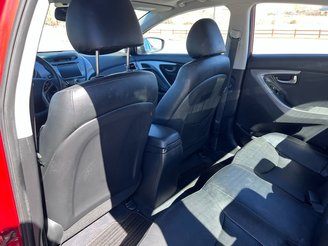 Used 2013 Hyundai Elantra Limited w/ Technology Pkg image 15