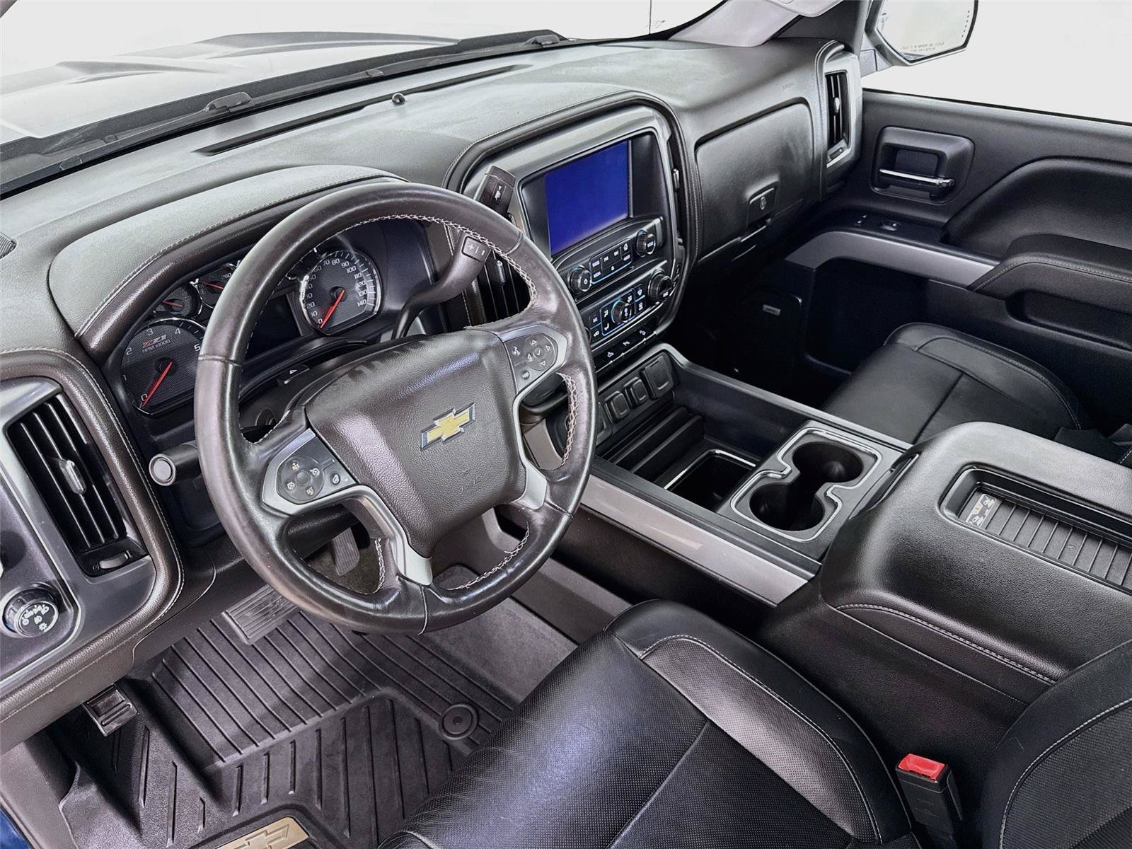 Used 2017 Chevrolet Silverado 1500 LTZ Z71 w/ LTZ Plus Package AWD/4WD image 11