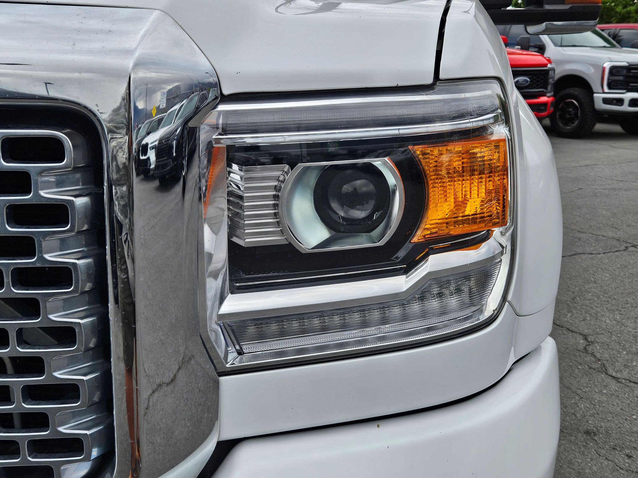 Used 2016 GMC Sierra 3500 Denali w/ Duramax Plus Package AWD/4WD image 12