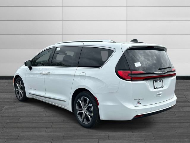 New 2026 Chrysler Pacifica Pinnacle FWD image 5