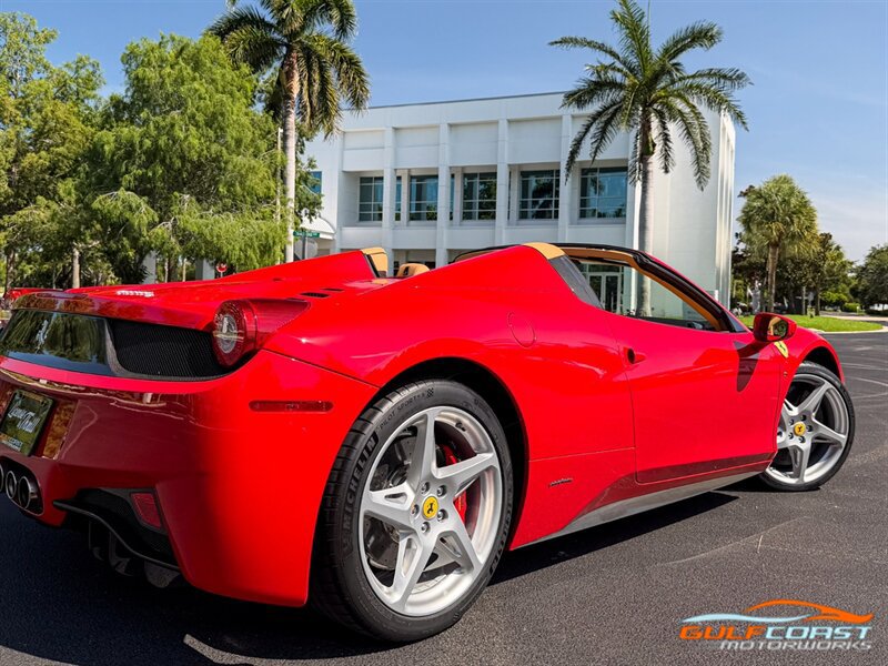 Used 2014 Ferrari 458 Spider RWD image 57