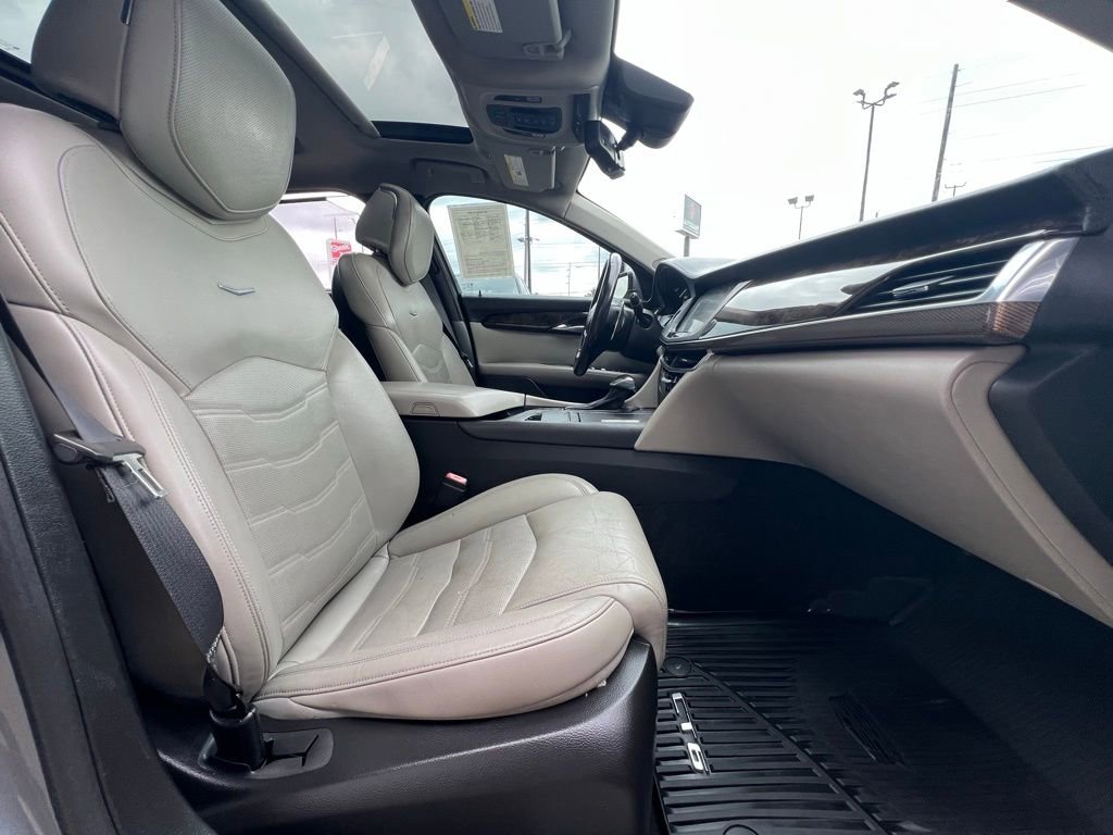 Used 2018 Cadillac CT6 Premium Luxury w/ Super Cruise Package image 29