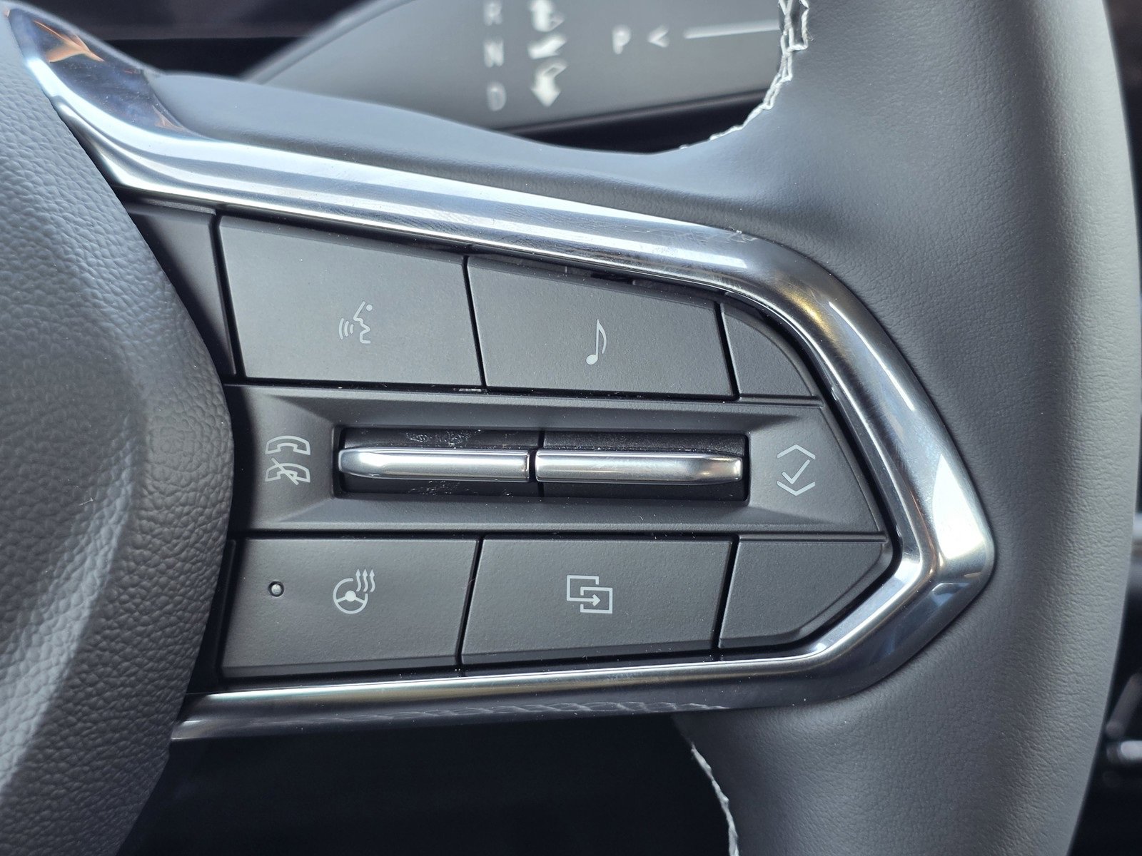 New 2026 Chevrolet Equinox EV LT w/ LPO, Blackout Package image 31