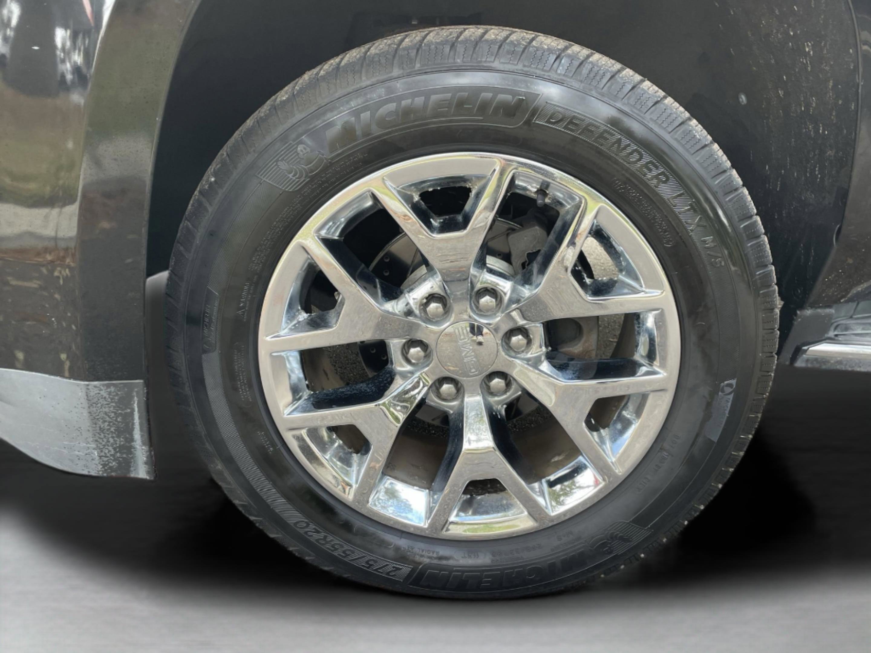 Used 2019 GMC Yukon SLT image 33