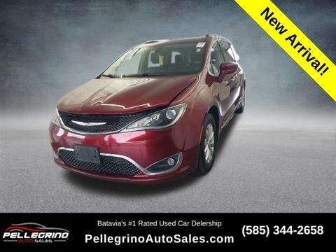 Used 2019 Chrysler Pacifica Touring-L image 1