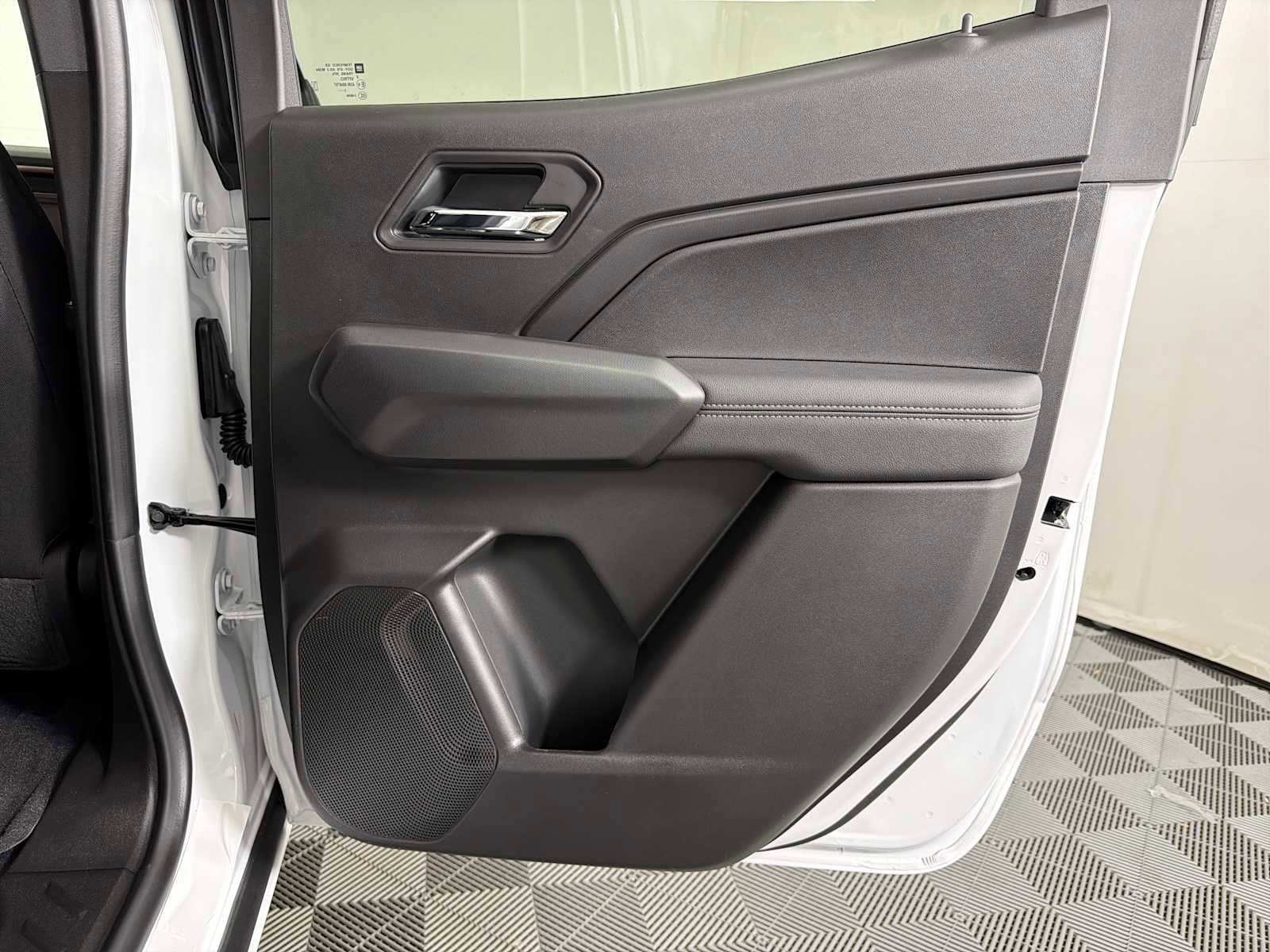 New 2026 GMC Canyon Elevation w/ Convenience Package image 28