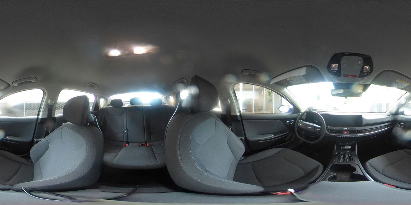 Used 2025 Kia K4 FWD image 43