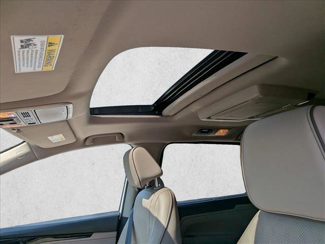 Used 2023 Honda Odyssey Elite image 19