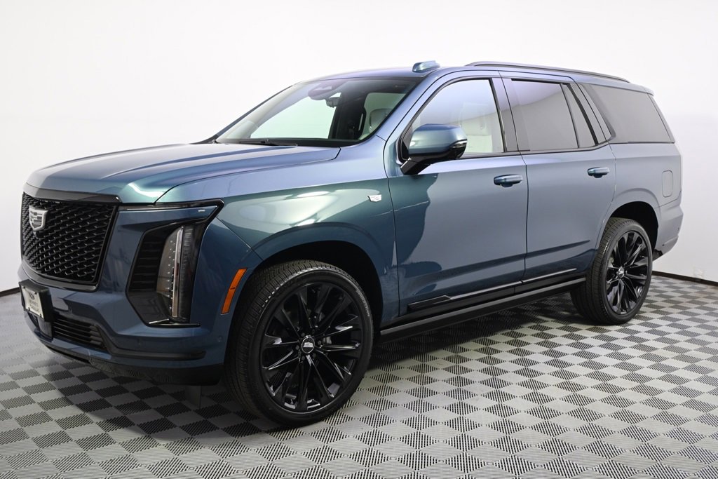 New 2026 Cadillac Escalade Platinum Sport w/ LPO, ONYX Package image 2