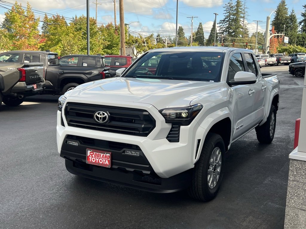 New 2025 Toyota Tacoma SR5 image 4