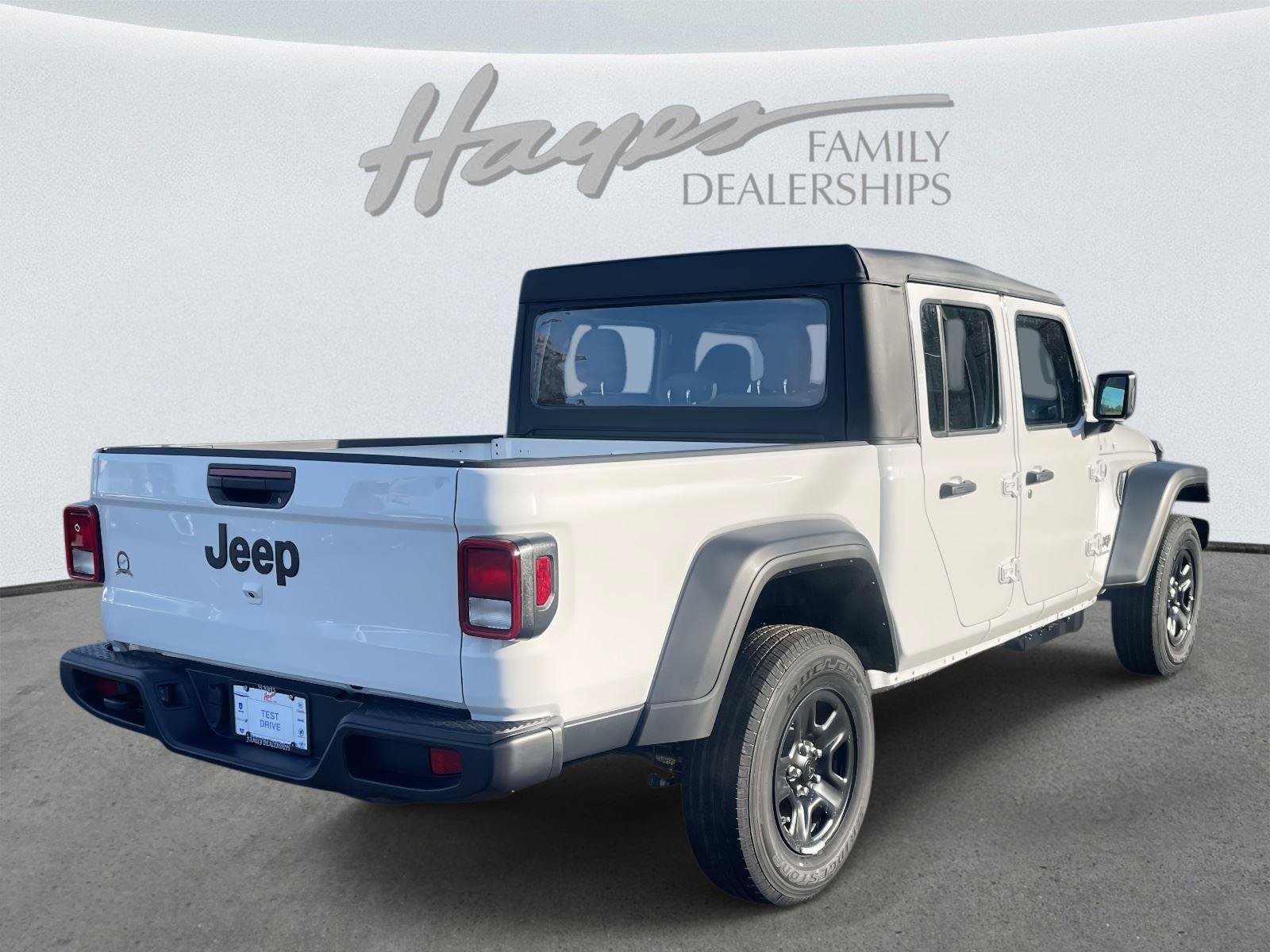 New 2026 Jeep Gladiator Sport AWD/4WD image 4